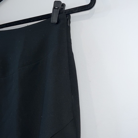 Black Halo Juma Black Asymmetrical Faux Wrap Pencil Tailored Skirt size 0 fits S - Picture 4 of 15